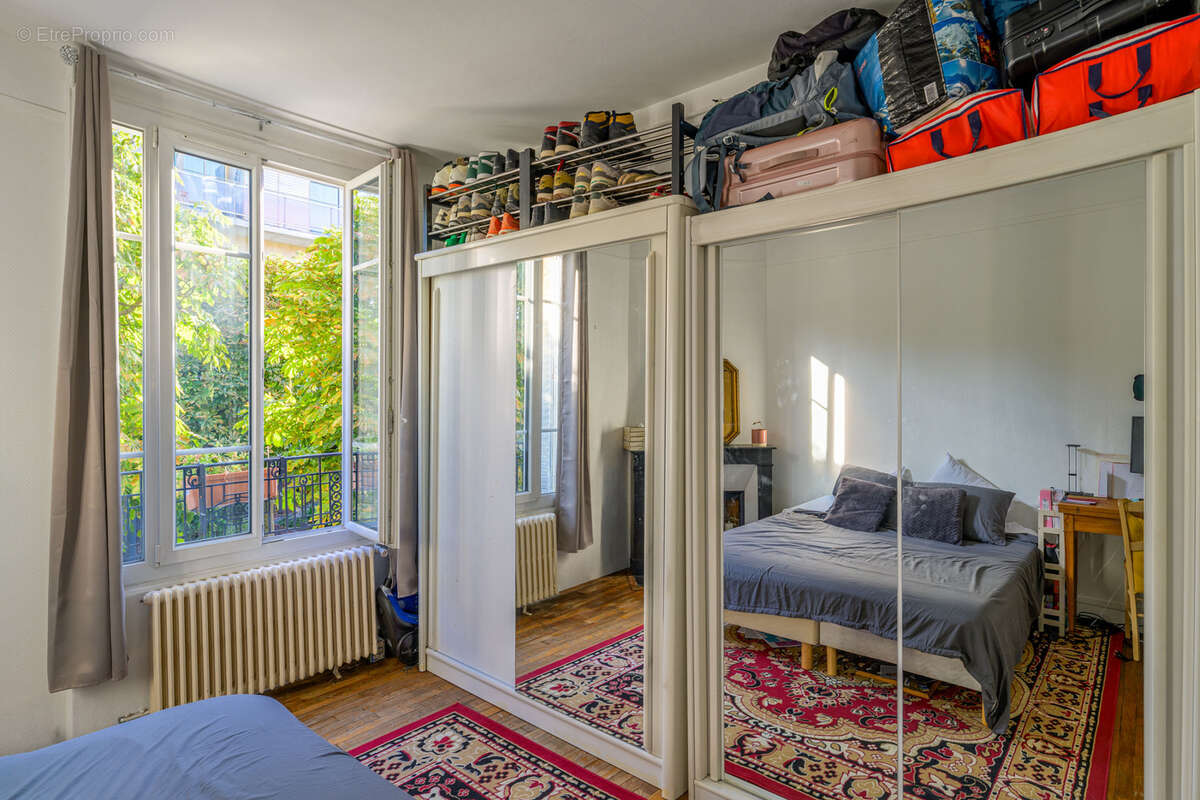 Appartement 2 pièces - 7mn RER A PARC SAINT-MAUR - photo 6