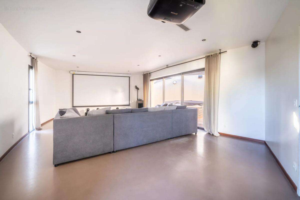 Maison à SAINT-GELY-DU-FESC