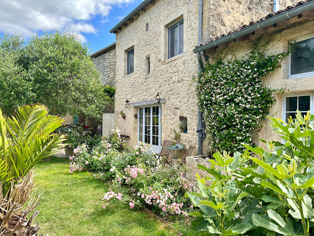 Maison à BRANNE