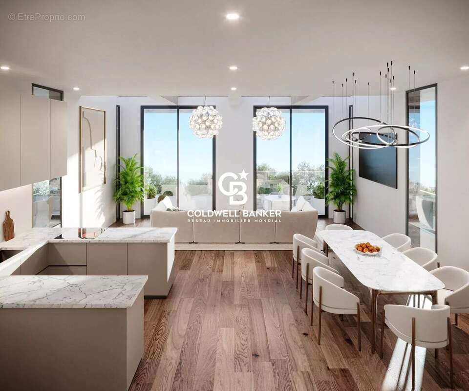 Maison à MANDELIEU-LA-NAPOULE