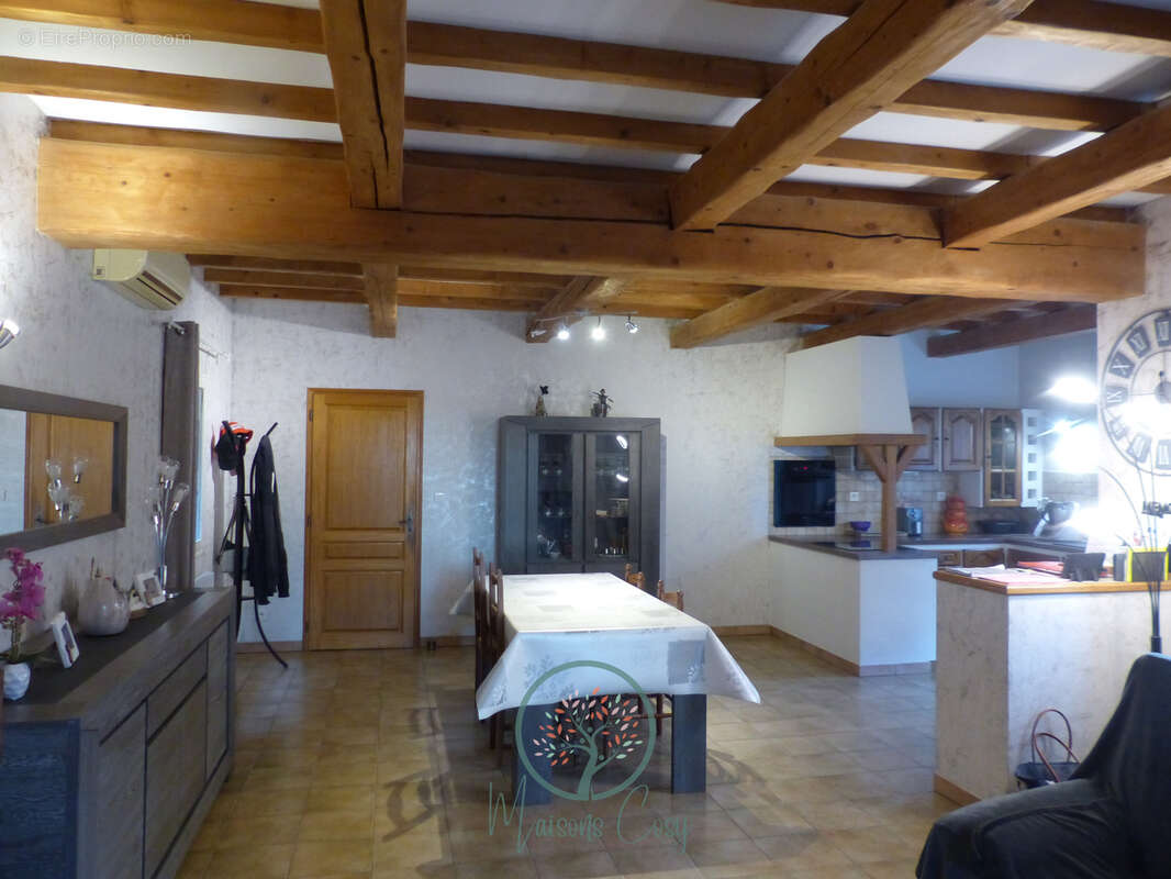 Maison à GRIGNAN