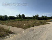 Terrain à SAINT-VIT