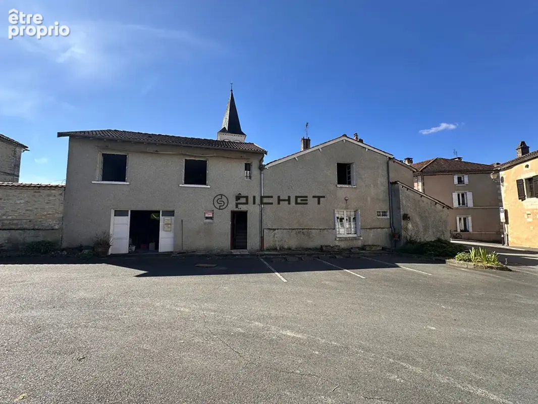 Maison à NEGRONDES