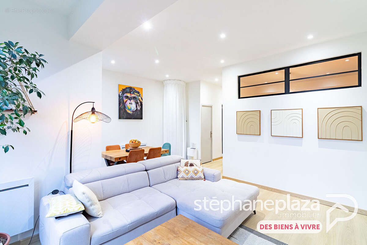 Appartement à CEYZERIAT