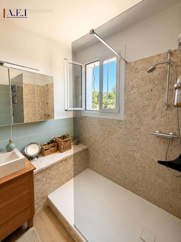 Maison individuelle avec piscine - photo 14