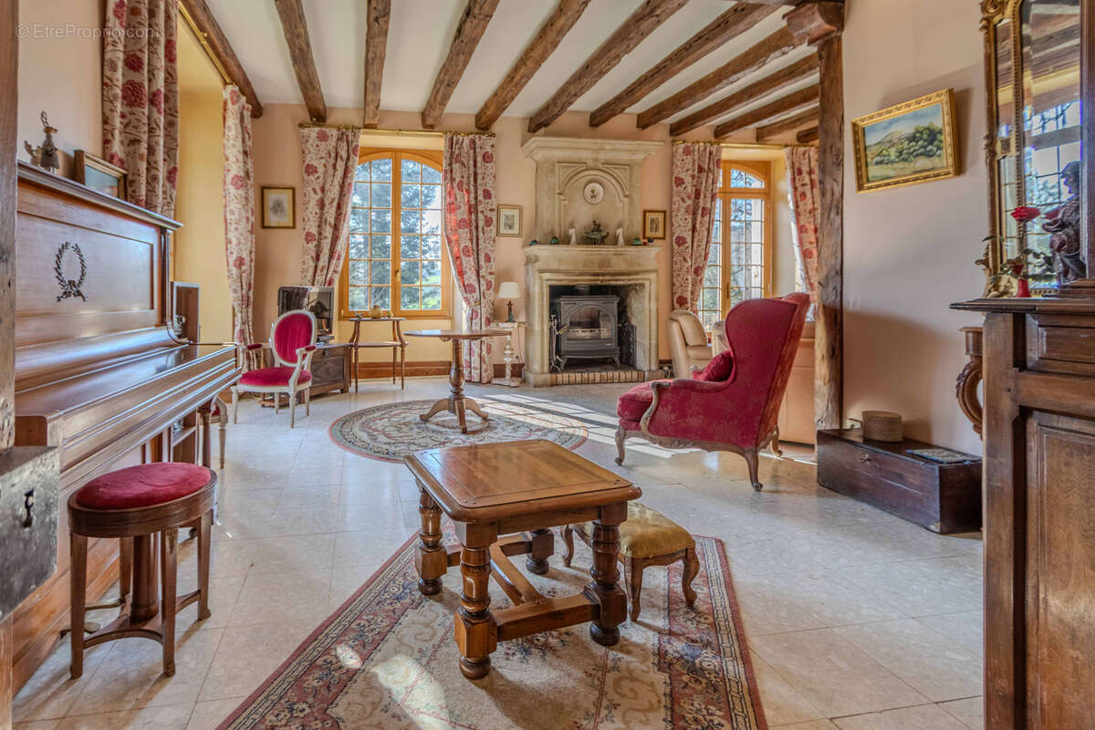 Maison à SAINT-CYPRIEN