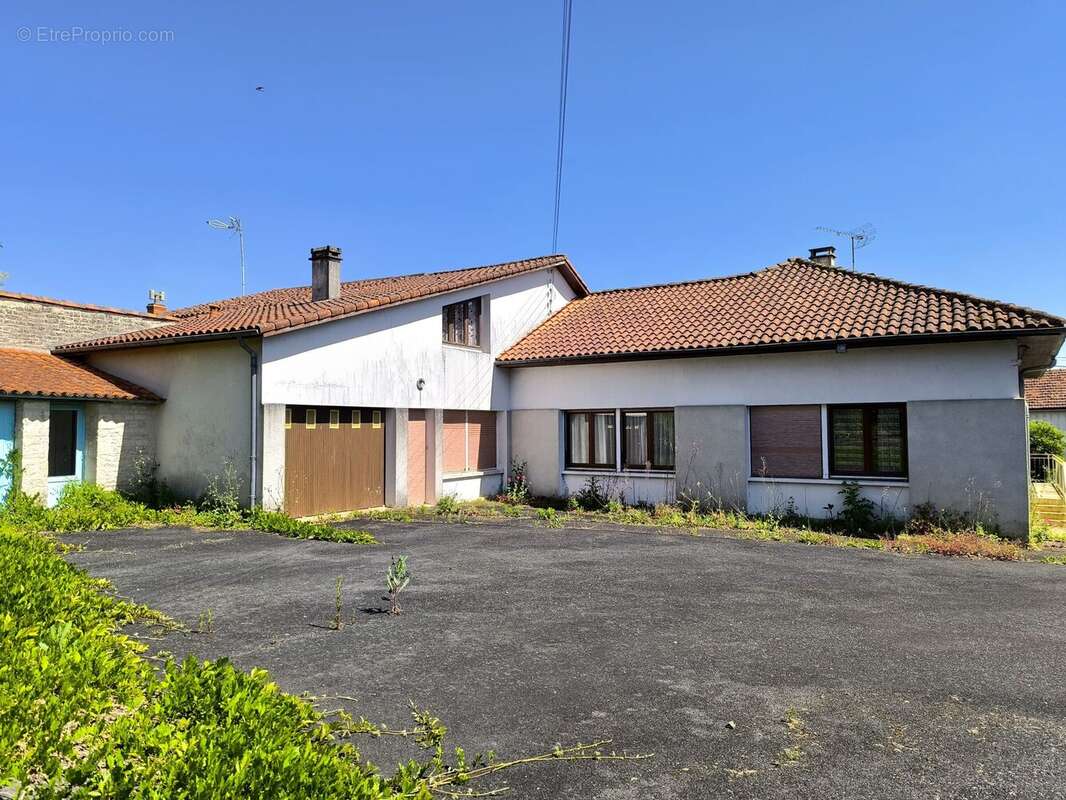 Maison à COUTURE-D&#039;ARGENSON