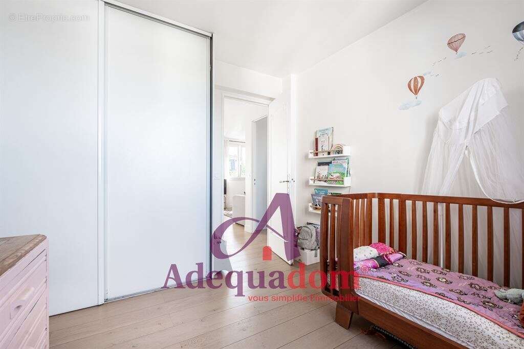 Colombes gare - appartement 3 pièces avec ascenseur et parking - photo 8