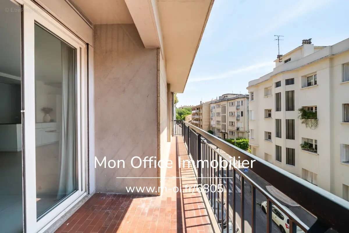 Appartement à AIX-EN-PROVENCE