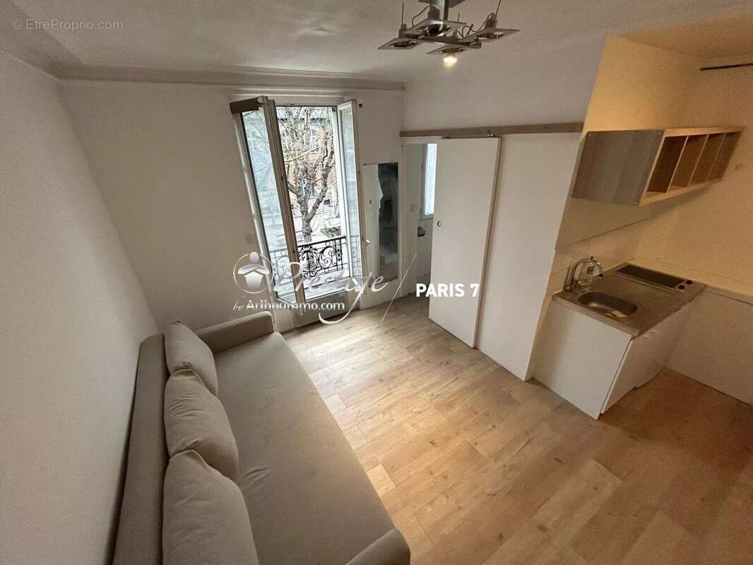 Appartement à PARIS-20E