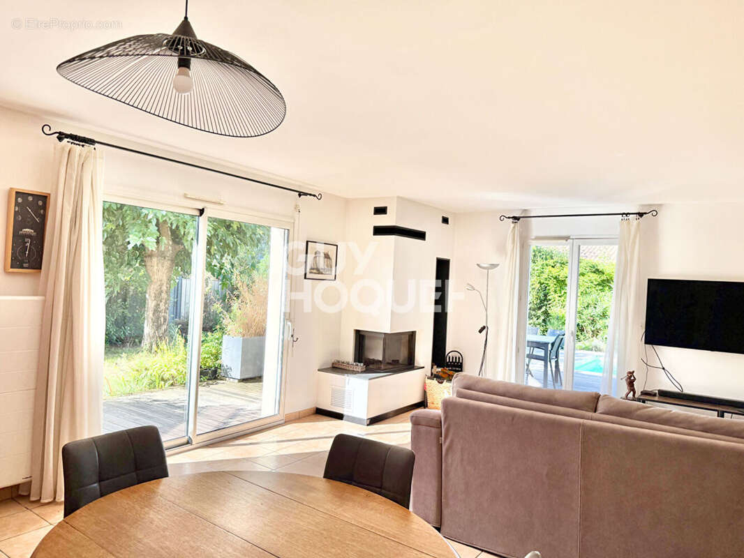 Maison à GUJAN-MESTRAS