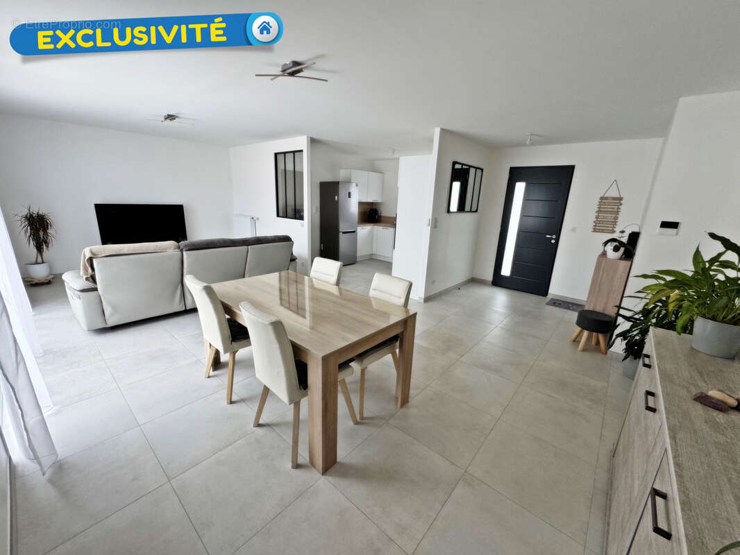 Maison à VITRY-AUX-LOGES