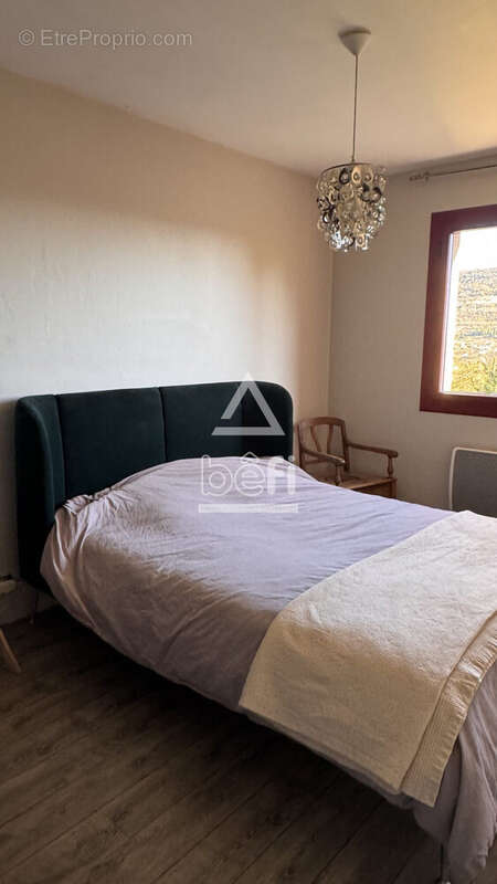 Maison à VEYRE-MONTON