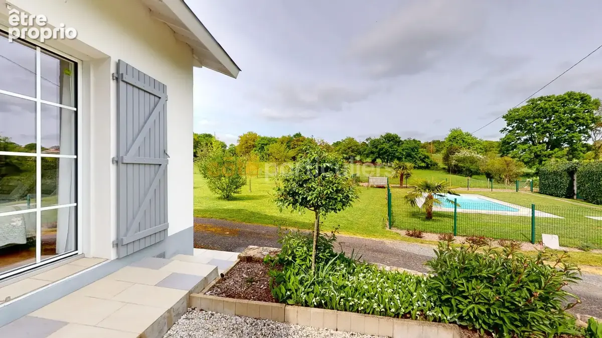 Proche bords de sèvre - 177 m² - 6 chambres - piscine - terrain 1 ha - gîte et chambre d'hote - photo 3