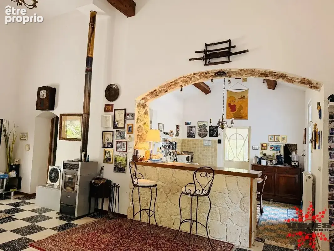 Maison de campagne pleine de charme sur 1768m2 - photo 6