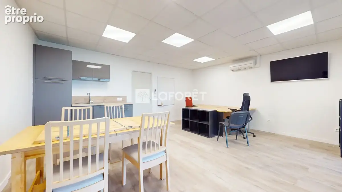 Marcilly-d'azergues - locaux professionnels 198 m² - parkings - photo 3