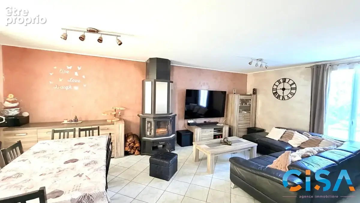 Maison 6 pièces 106 m² à vendre à Pont-Sainte-Maxence (60700) - photo 4