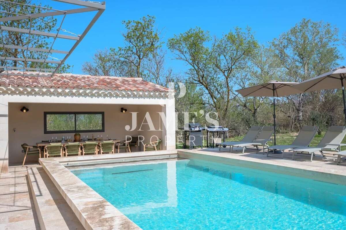 Maison 210 m² à Maussane-Les-Alpilles  - photo 3