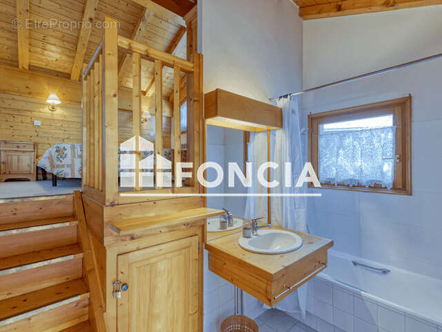 Appartement à DEMI-QUARTIER