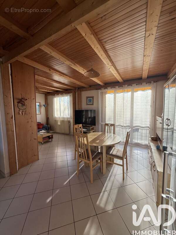 Photo 3 - Appartement à LA ROCHETTE