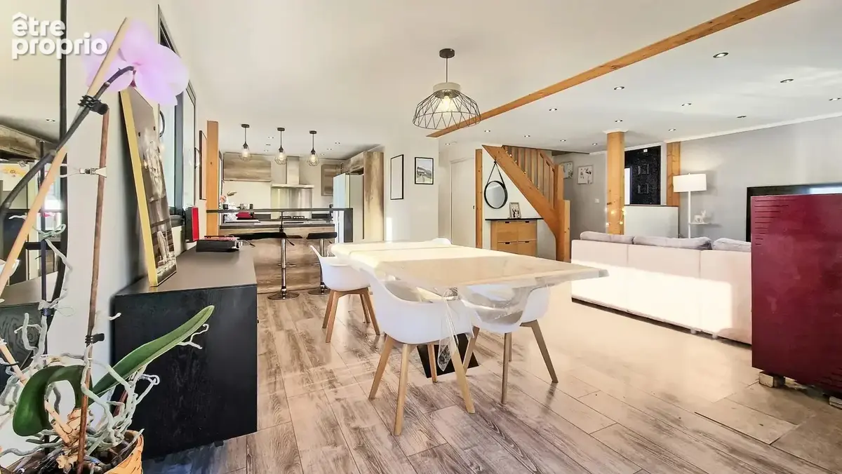Mijoux : Chalet contemporain T9 - photo 5