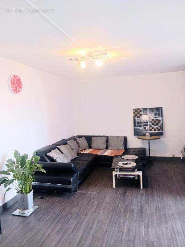 Appartement à NEUILLY-SUR-MARNE