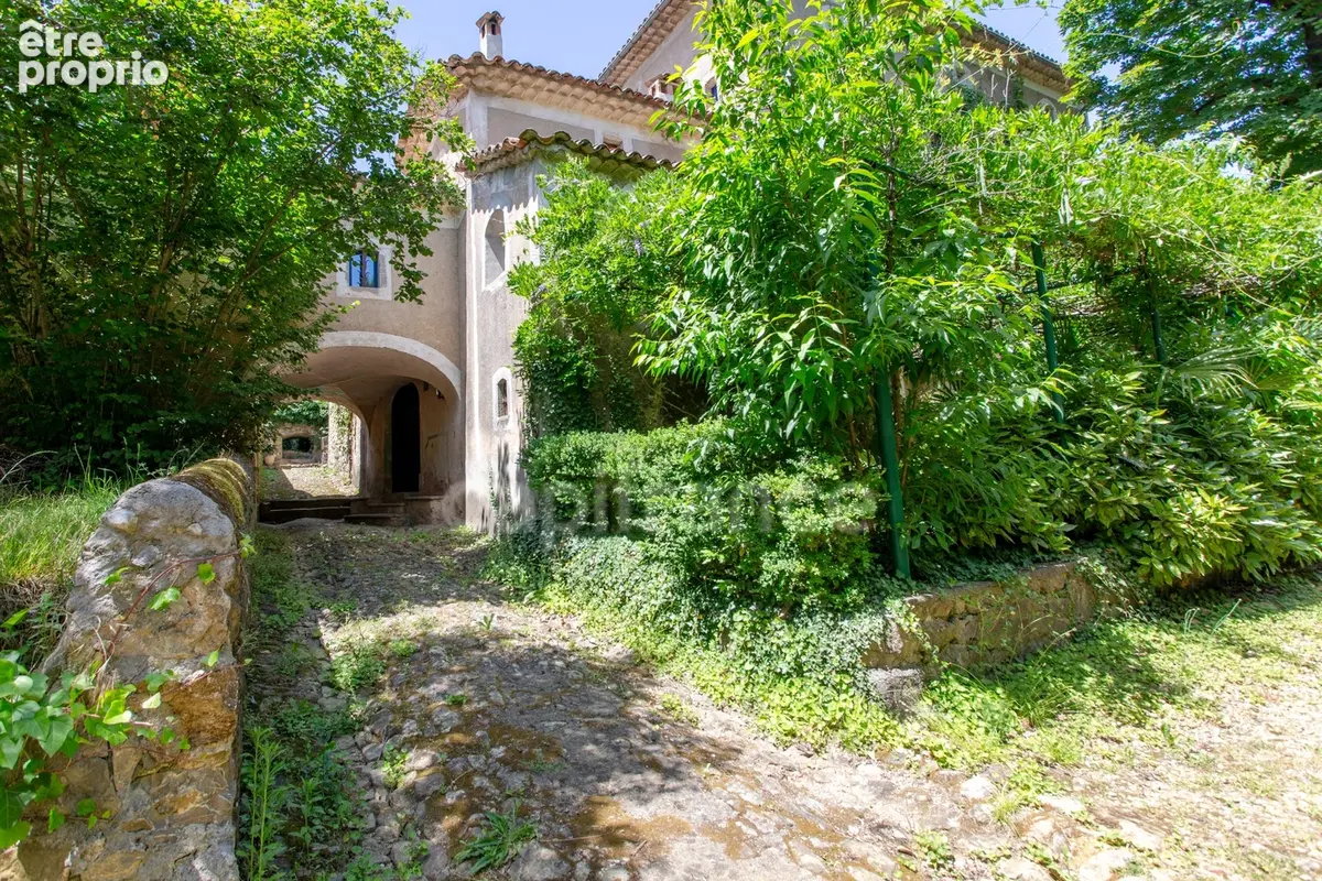 Mas à vendre 15 pièces  523 m2 avec Gîte 14 pers.SAINT SEBASTIEN D'AIGREFEUILLE (30) Terrain + de 7 ha boisé - photo 3