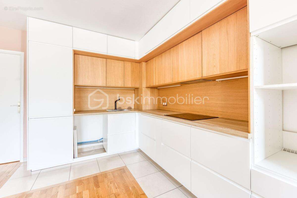 Appartement à LE PERREUX-SUR-MARNE