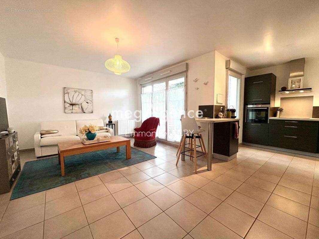 Appartement à CRAPONNE
