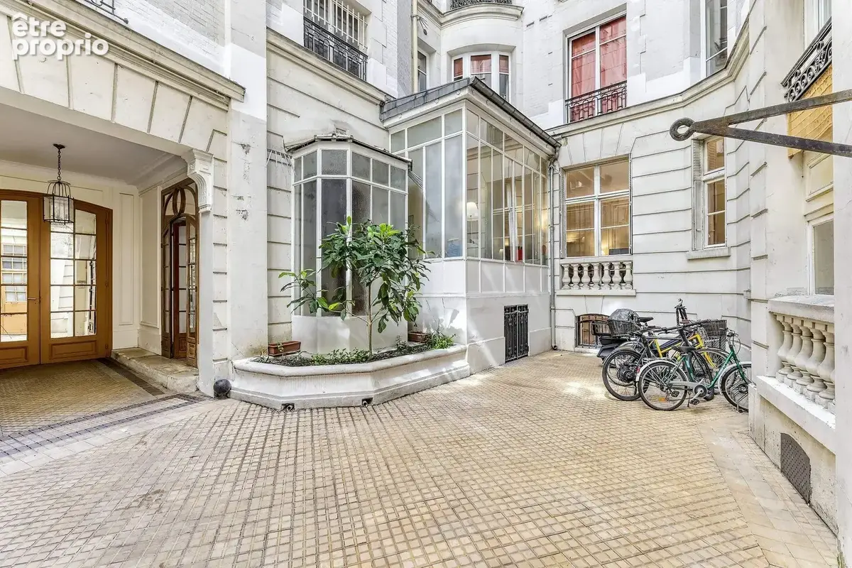 Commerce 267 m² à vendre à Paris-16e (75116) - photo 11