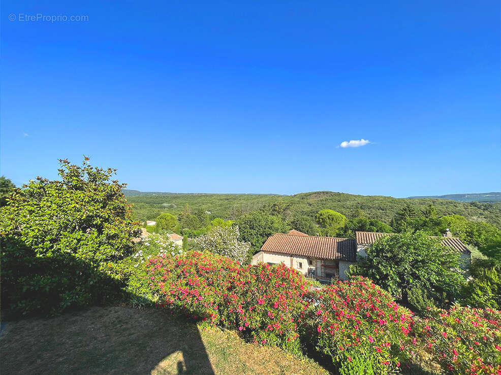 Maison à SAINT-PAUL-TROIS-CHATEAUX