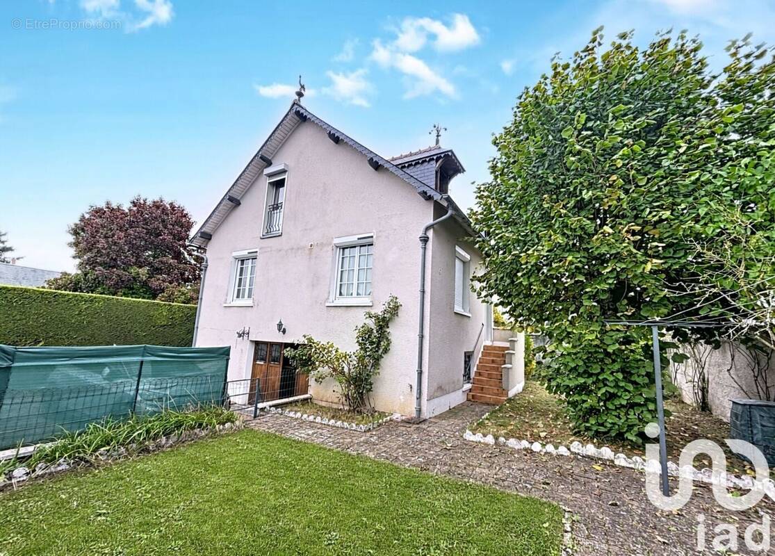 Photo 1 - Maison à SAINT-GERVAIS-LA-FORET