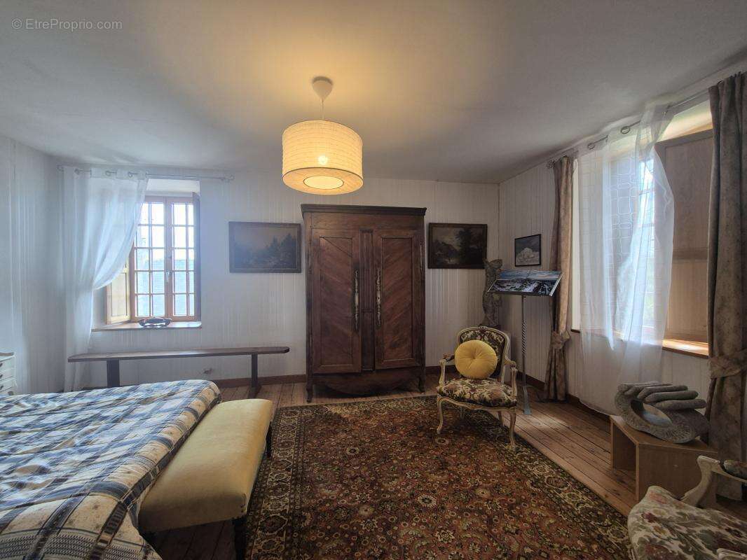 Maison de caractère en pierre de 1912 entièrement rénovée - photo 9