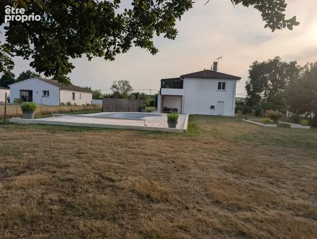 Belle maison avec sa piscine et son grand terrain - photo 11