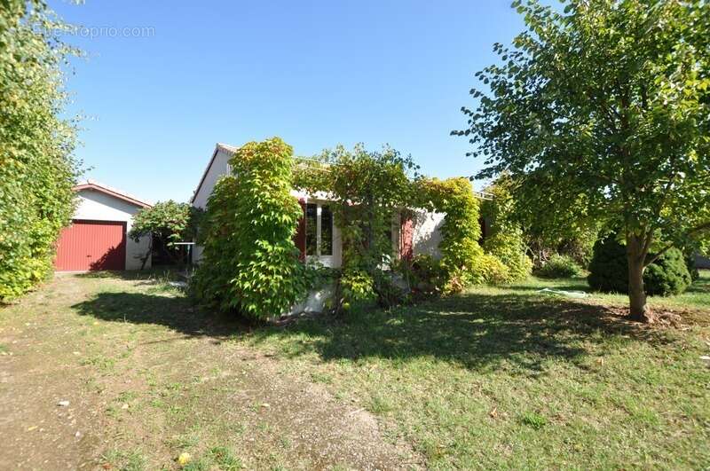 Maison à SAINT-SORLIN-EN-VALLOIRE