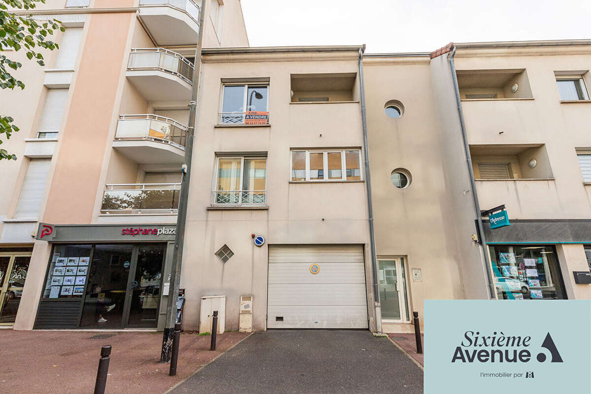 Appartement à CHILLY-MAZARIN