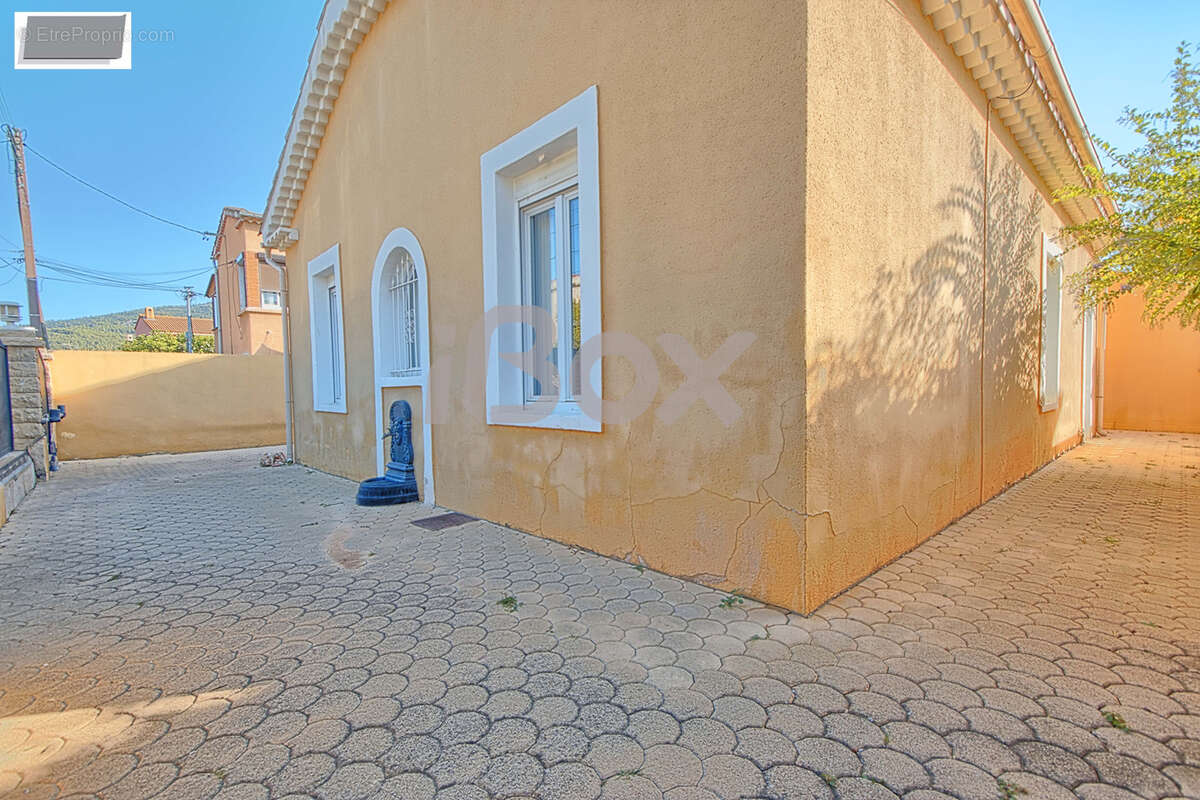 Maison à LA VALETTE-DU-VAR