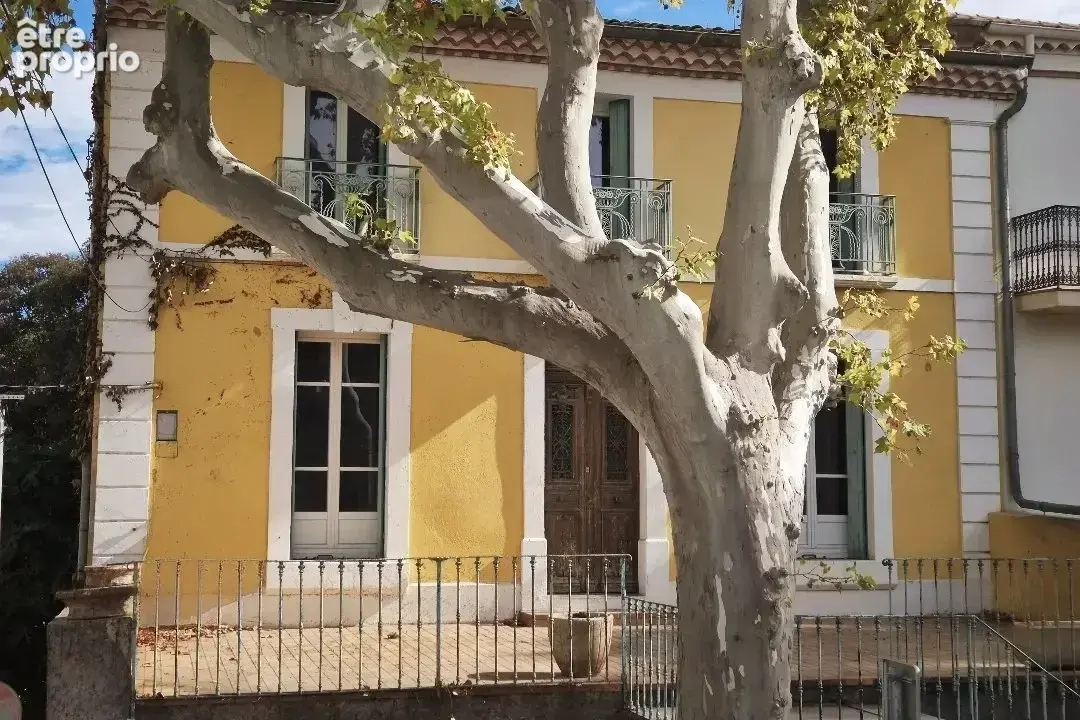 Superbe maison de vigneron avec grand garage, terrasses et jardin. - photo 19