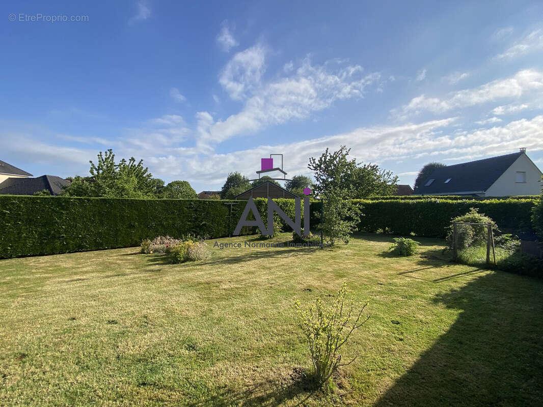 Maison à LUNERAY