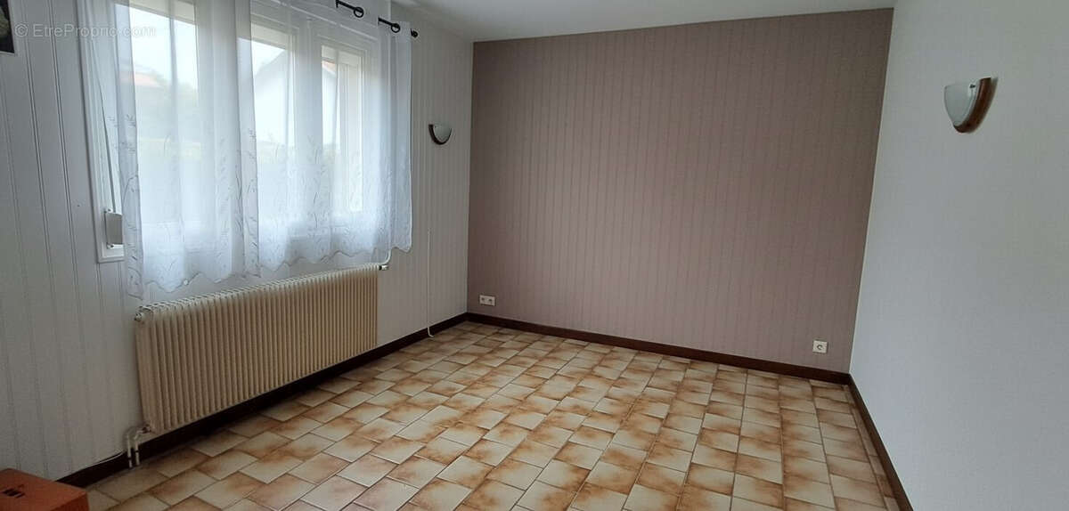 Maison 112 m² à Charleville-Mezieres  - photo 4