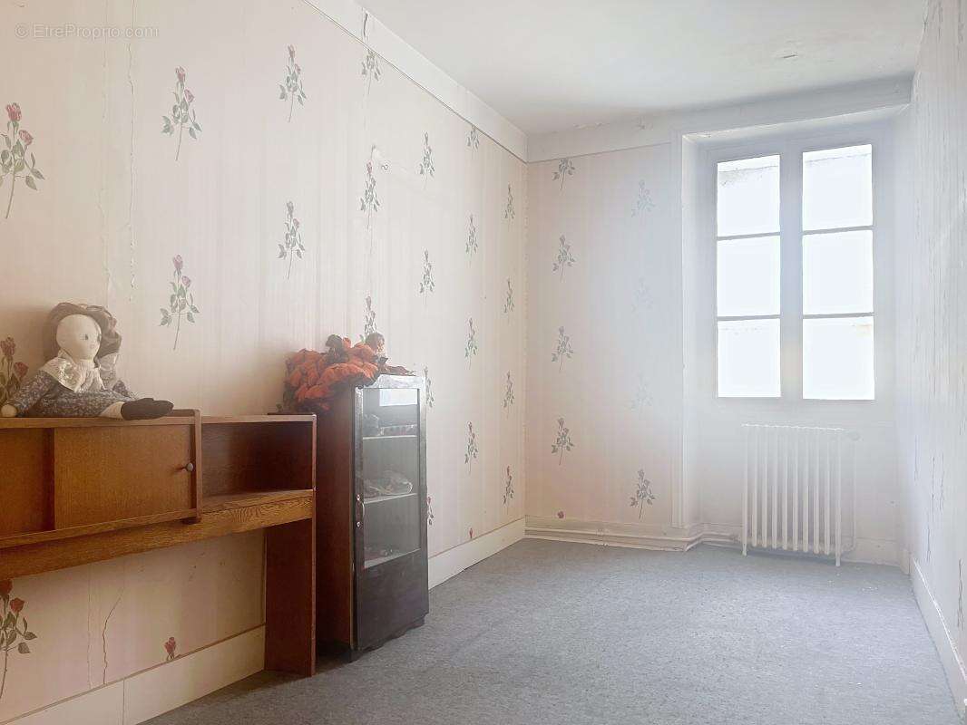 Maison 190 m² à Neuvy-Saint-Sepulchre  - photo 12