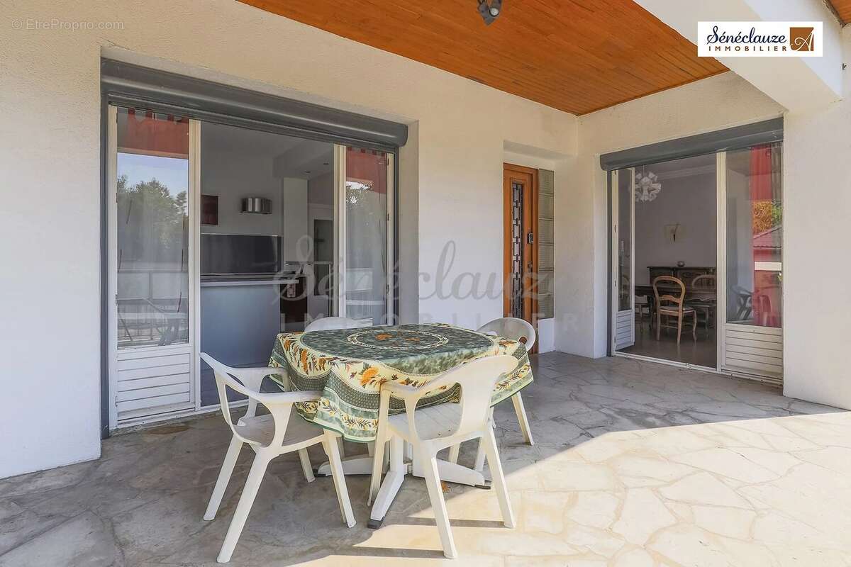 MAISON CHAPONOST 96 m² + Rez-de-chaussée de 45 m² aménageable - photo 8