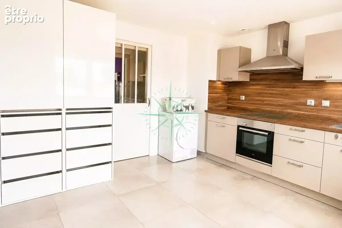 Maison de caractère réhabilitée ? 190 m2 habitables + combles aménageables ? Terrain de 9 ares - photo 12