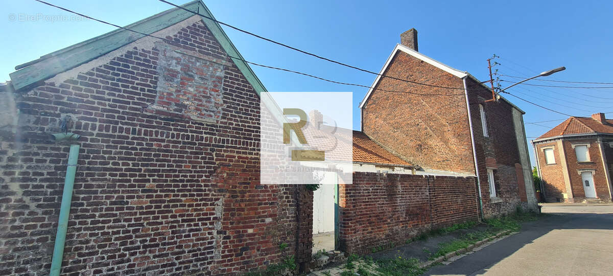 Grande maison individuelle pour primo accédant ou investisseur - photo 2