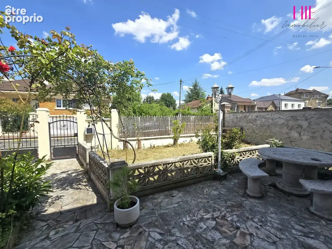 Maison 125 m² à Livry-Gargan  - photo 2