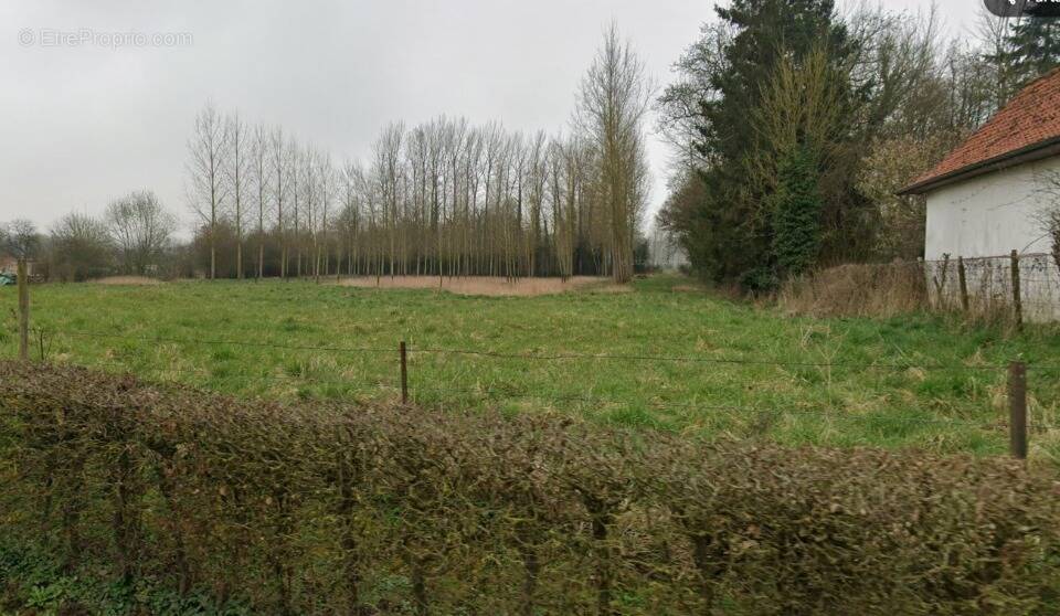 Terrain à DOULLENS