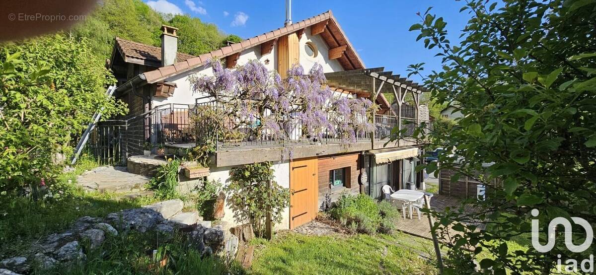 Photo 1 - Maison à CLARAFOND-ARCINE