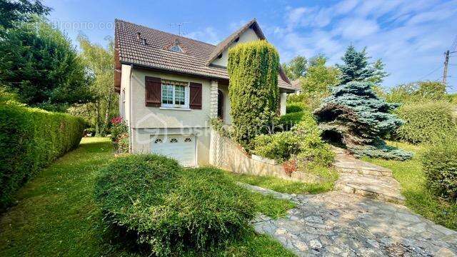 Maison à VILLIERS-SUR-ORGE