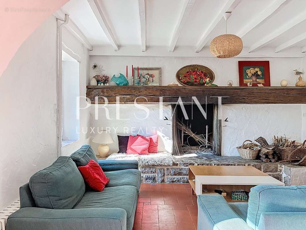 Maison à SAINT-LAURENT-DE-GOSSE