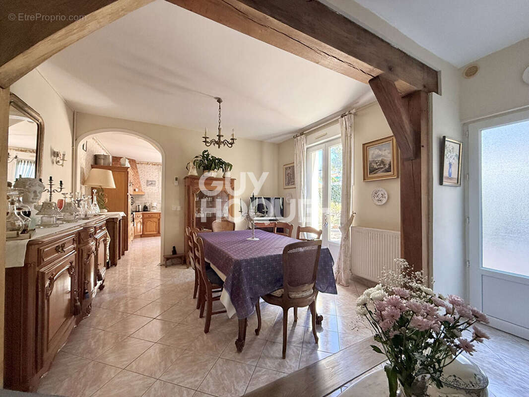 Maison avec tres beau jardin terrasse et dependance- trouville sur mer - photo 4